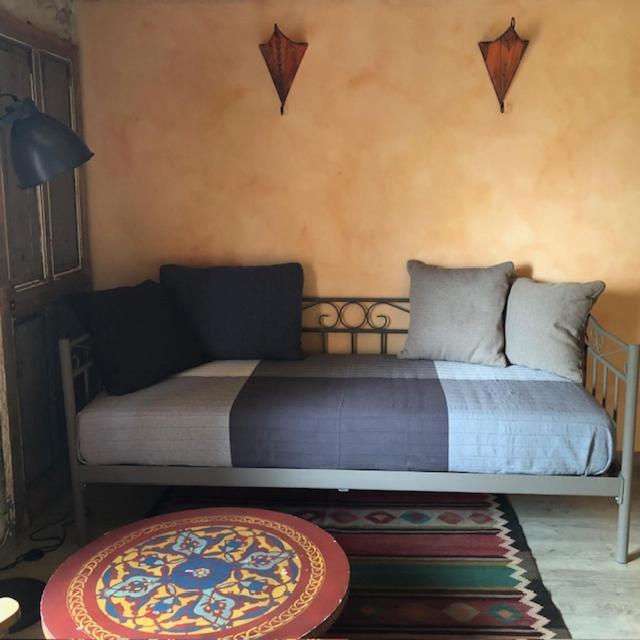 Mas De Costebelle Bed & Breakfast Bollène Екстериор снимка