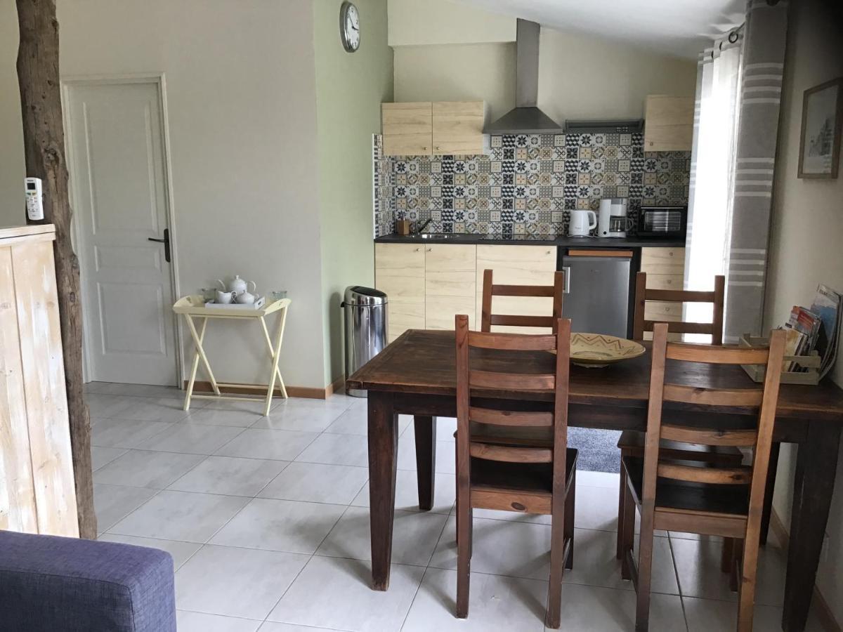 Mas De Costebelle Bed & Breakfast Bollène Екстериор снимка